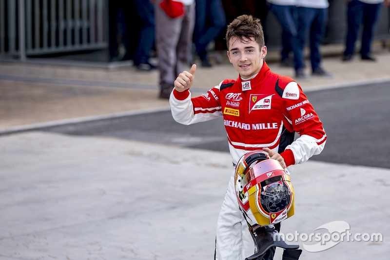 En ese mismo año, debutó en la GP3 y cerró la temporada con el título.