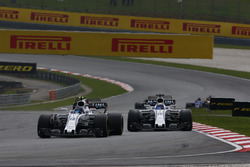 Lance Stroll, Williams FW40, Felipe Massa, Williams FW40