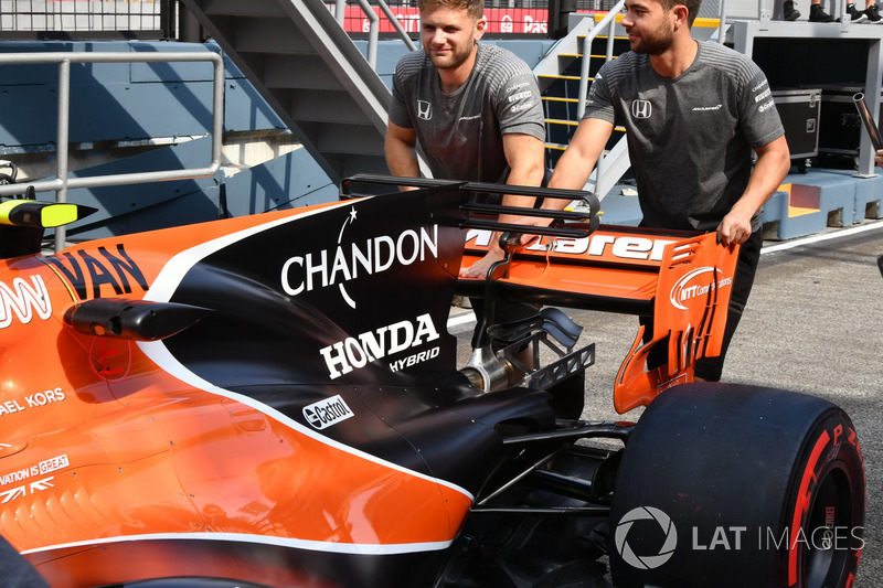 La trasera del McLaren MCL32