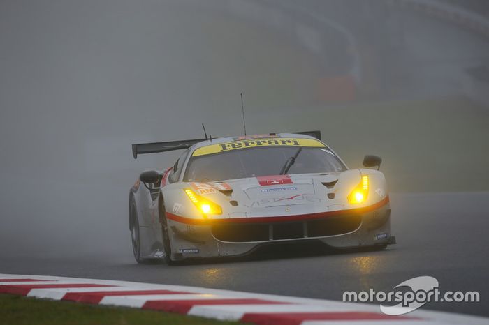 #54 Spirit of Race Ferrari 488 GTE: Thomas Flohr, Francesco Castellacci, Miguel Molina