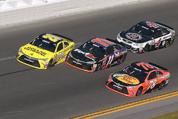 Matt Kenseth, Joe Gibbs Racing Toyota; Denny Hamlin, Joe Gibbs Racing Toyota; Martin Truex Jr., Furn