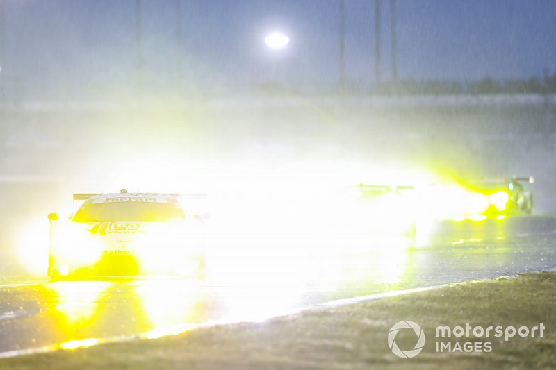 #63 Scuderia Corsa Ferrari 488 GT3, GTD: Cooper MacNeil, Toni Vilander, Jeff Westphal, Dominik Farnbacher