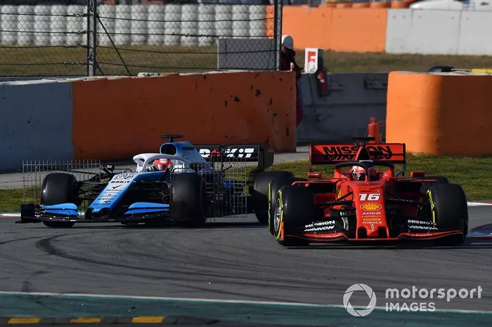 Charles Leclerc, Ferrari SF90 y Robert Kubica, Williams FW42