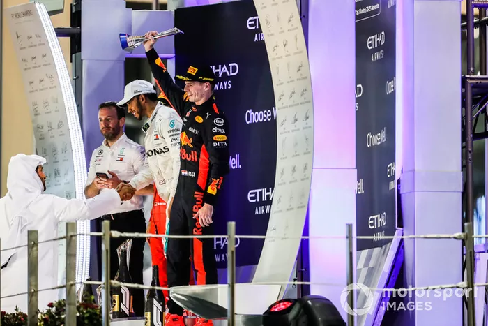 Podio: tercer lugar Max Verstappen, Red Bull Racing celebran