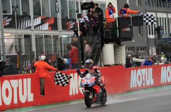 Il vincitore della gara Andrea Dovizioso, Ducati Team