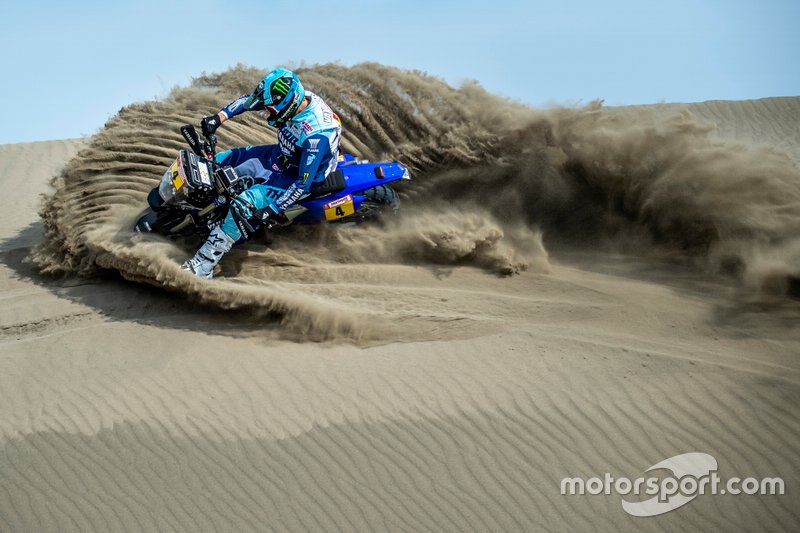 #4 Yamaha Official Rally Team: Адріен ван Беверен