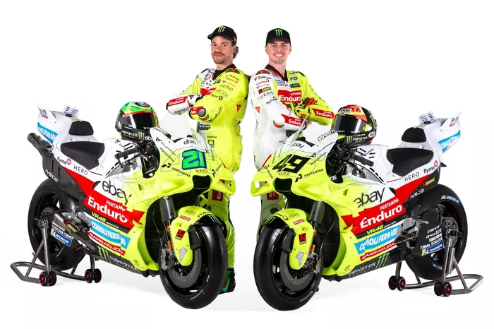 シャンプー vr46 VR46、モルビデリ加入の2025年新カラーリング発表。ロッシの「46」が