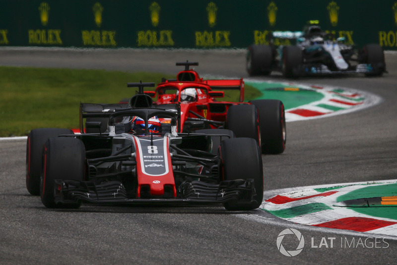 Romain Grosjean, Haas F1 Team VF-18, Sebastian Vettel, Ferrari SF71H and Valtteri Bottas, Mercedes AMG F1 W09