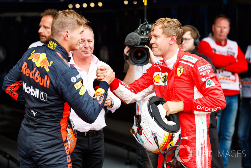 Max Verstappen, Red Bull Racing i Sebastian Vettel, Ferrari, radość w parku zamkniętym