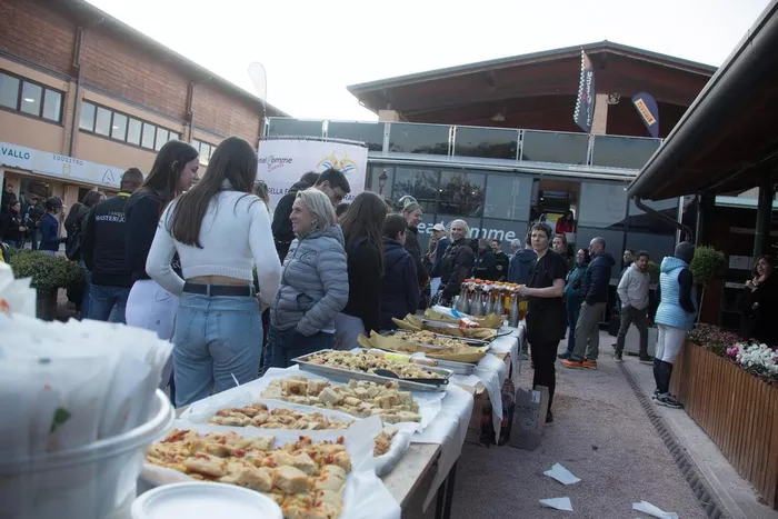 Salta in sella e accendi la speranza, iniziativa legata alla Pirelli Cup