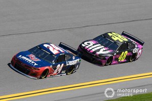 William Byron, Hendrick Motorsports, Chevrolet Camaro Liberty University, Jimmie Johnson, Hendrick Motorsports, Chevrolet Camaro Ally