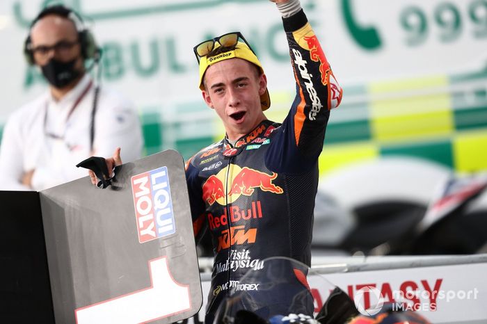 Ganador Pedro Acosta, Red Bull KTM Ajo