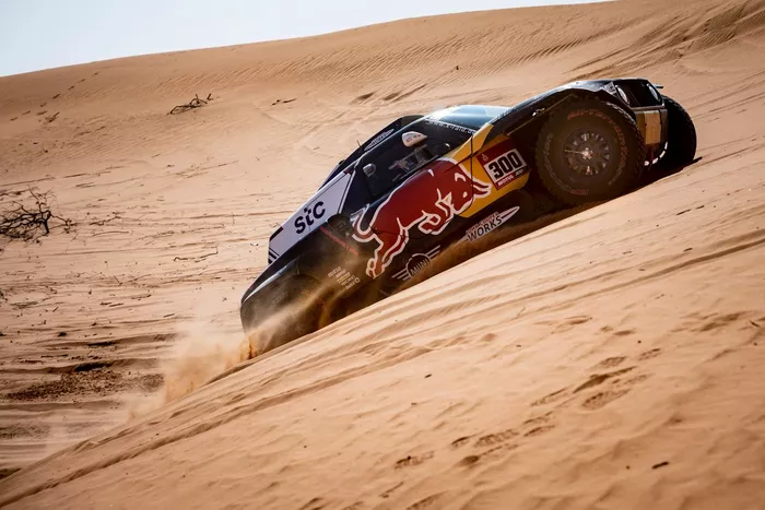 #300 X-Raid Mini JCW Team: Carlos Sainz, Lucas Cruz