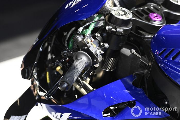 Detalle de la moto Yamaha Factory Racing