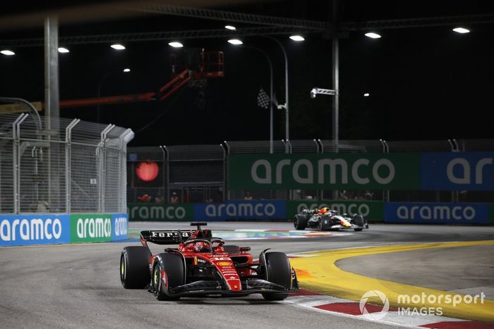 Charles Leclerc, Ferrari SF-23, Max Verstappen, Red Bull Racing RB19