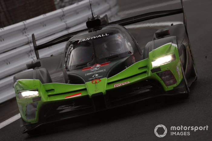 #4 Floyd Vanwall Racing Team Vanwall Vandervell 680: Esteban Guerrieri, Tristan Vautier, João Paulo de Oliveira