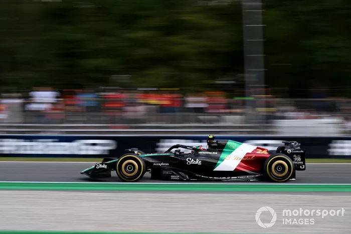 Zhou Guanyu, Alfa Romeo C43