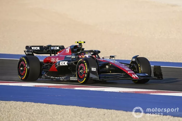 Zhou Guanyu, Alfa Romeo C43