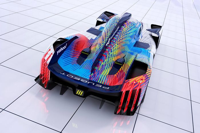 Peugeot 9X8 LMH con la decoración para las 24h de Le Mans