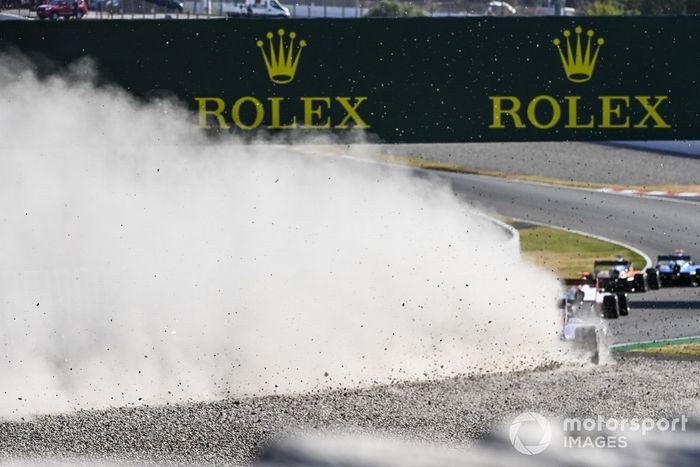 Oliver Caldwell, Trident se va a la grava