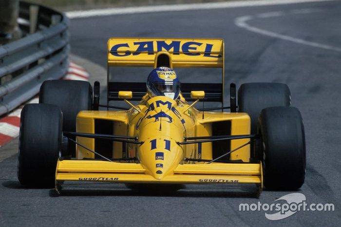 #11: Derek Warwick (Lotus)
