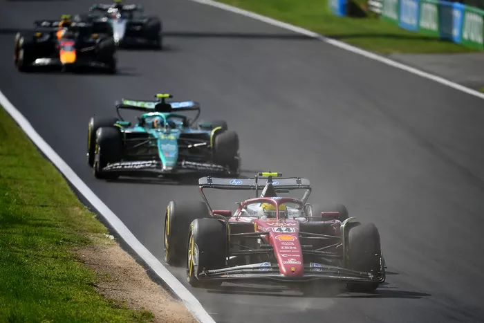 Lewis Hamilton, Ferrari, Fernando Alonso, Aston Martin Racing, Yuki Tsunoda, Red Bull Racing Team