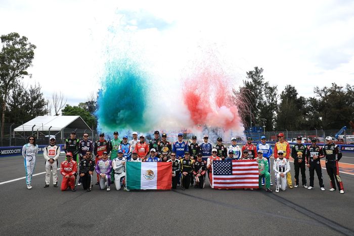 Nascar Cup full field