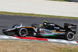 Sergio Perez, Sahara Force India F1 VJM09 con el Halo