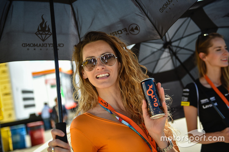 Grid girl