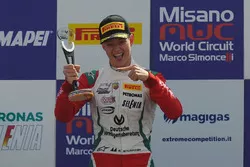 Mick Schumacher, Prema Powerteam, festeggia la vittoria sul podio