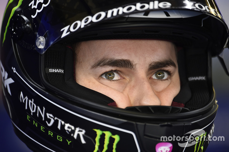 Jorge Lorenzo aguarda o momento de entrar na pista