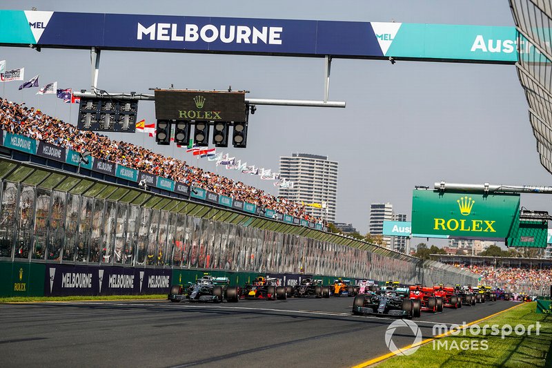 The lights go out and Lewis Hamilton, Mercedes AMG F1 W10, leads Valtteri Bottas, Mercedes AMG W10, Sebastian Vettel, Ferrari SF90, Max Verstappen, Red Bull Racing RB15, and the rest of the field away at the start