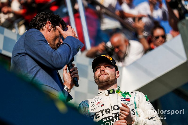Podyum: Mark Webber ve Yarış galibi Valtteri Bottas, Mercedes AMG F1