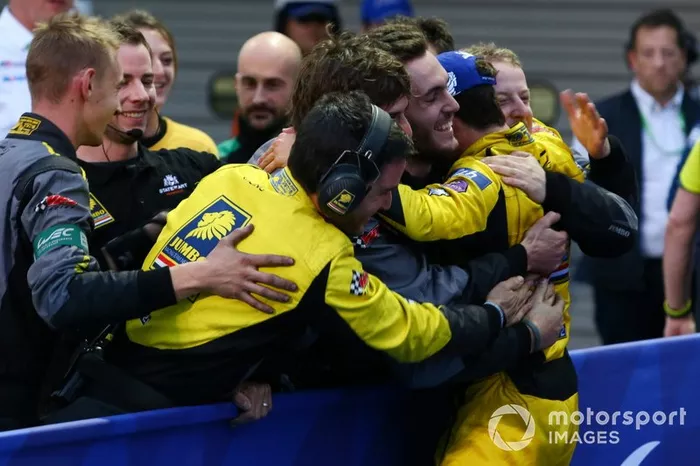 Racing Team Nederland wint de 6 uur van Fuji
