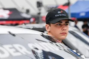  Sam Mayer, GMS Racing, Chevrolet Silverado Manpower