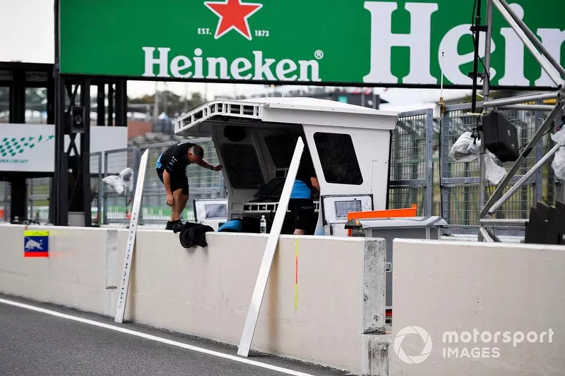 Preparaciones para la llegada del tifón a Suzuka