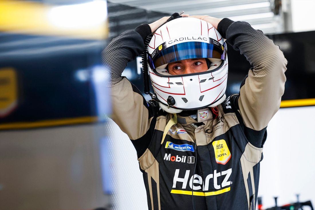 #12 Cadillac Hertz Team Jota Cadillac V-Series.R: Alex Lynn