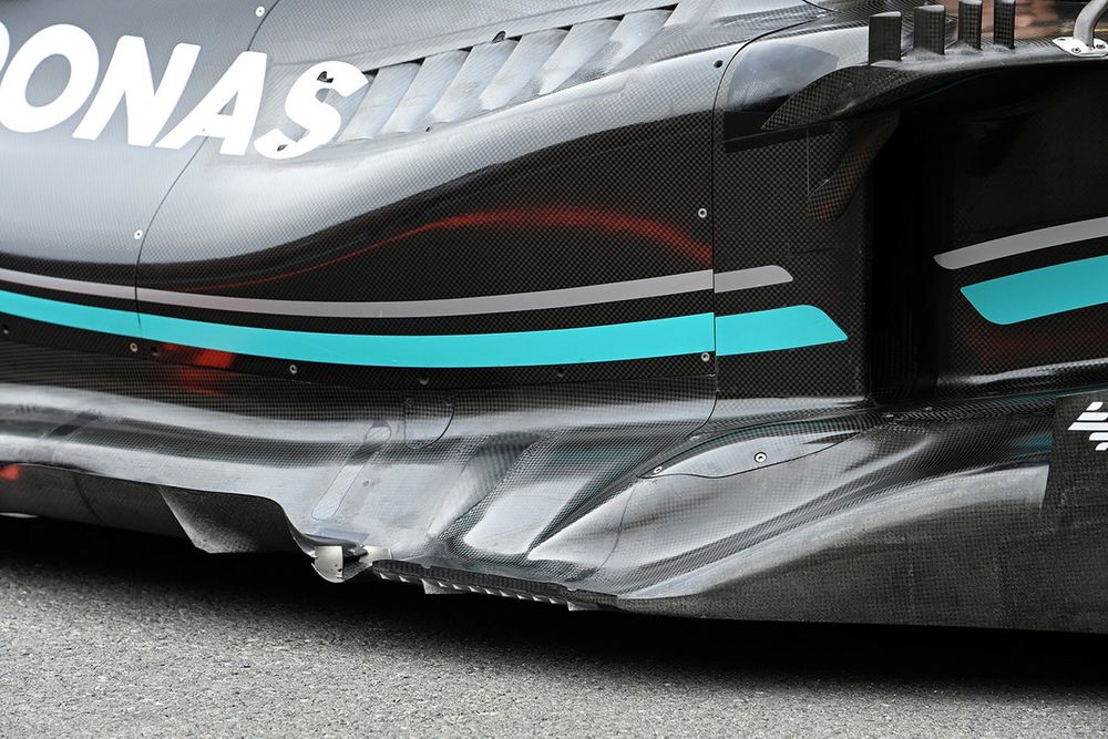 Pontón del Mercedes W14