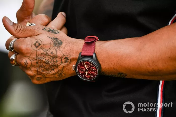 Tatuajes de Lewis Hamilton, Mercedes-AMG Petronas F1