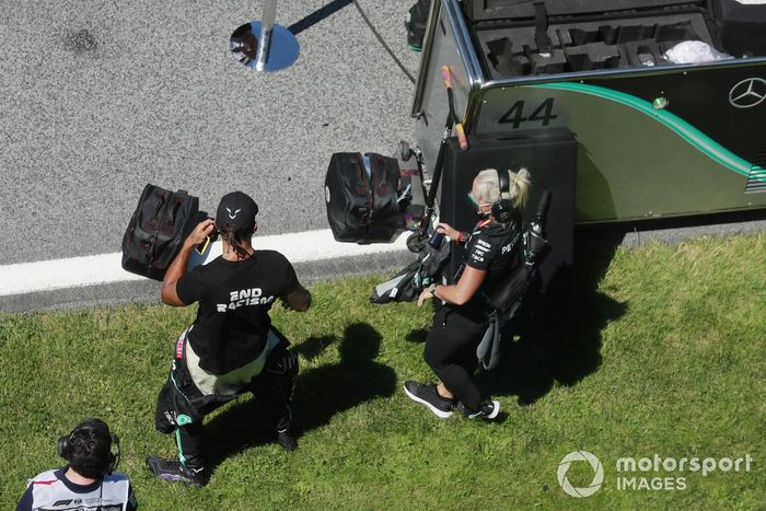 Lewis Hamilton, Mercedes F1 W11 EQ Performance