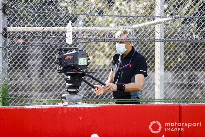 Un cámara de TV en Imola