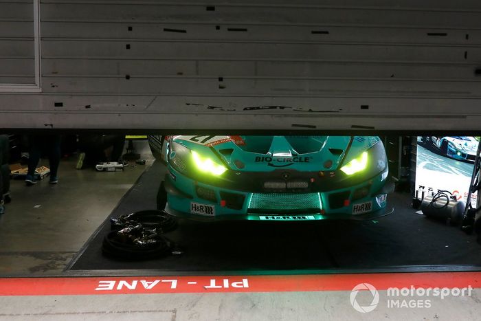 #21 Konrad Motorsport Lamborghini Huracan GT3 Evo: Axcil Jefferies, Franck Perera, Marco Mapelli, Michele Di Martino