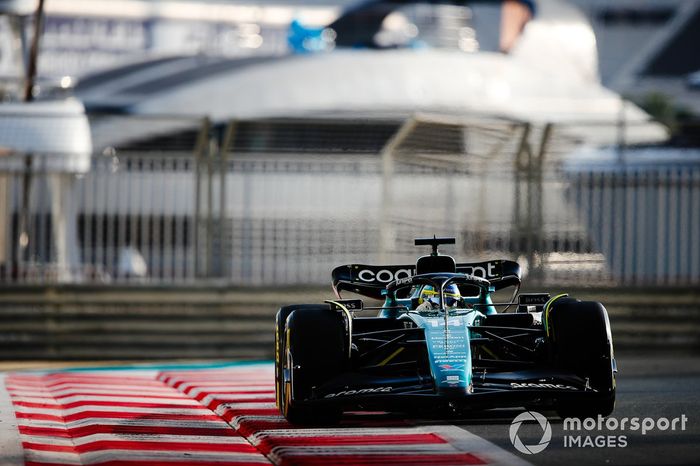 Fernando Alonso, Aston Martin AMR23 