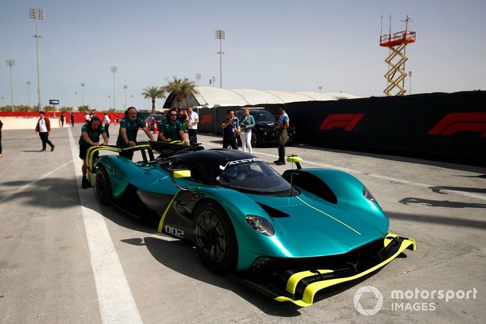 Aston Martin Valkyrie AMR Pro