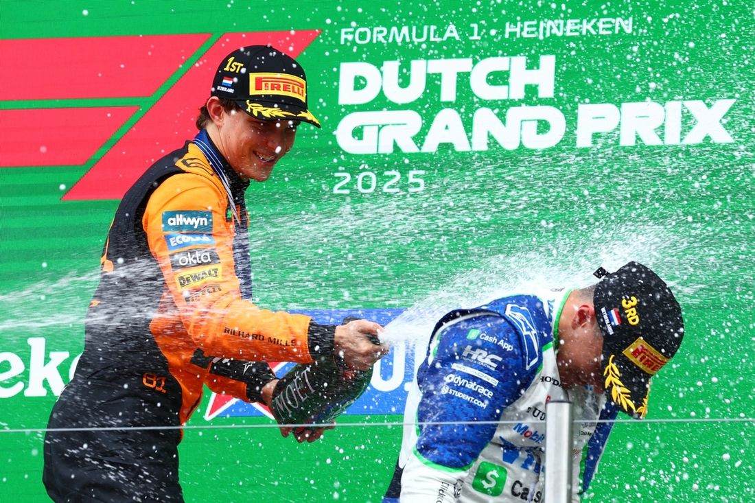 Oscar Piastri, McLaren, Isack Hadjar, Racing Bulls Team