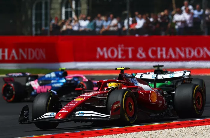 Lewis Hamilton, Ferrari, Nico Hulkenberg, Sauber