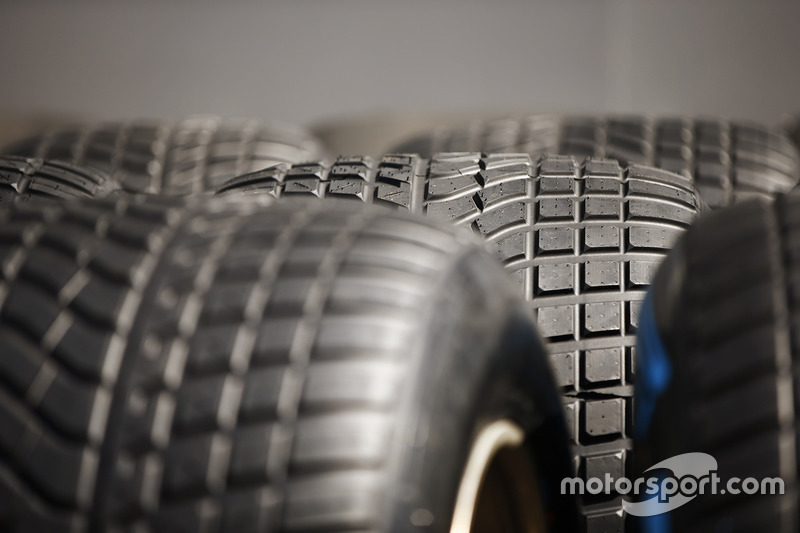 Шини Pirelli