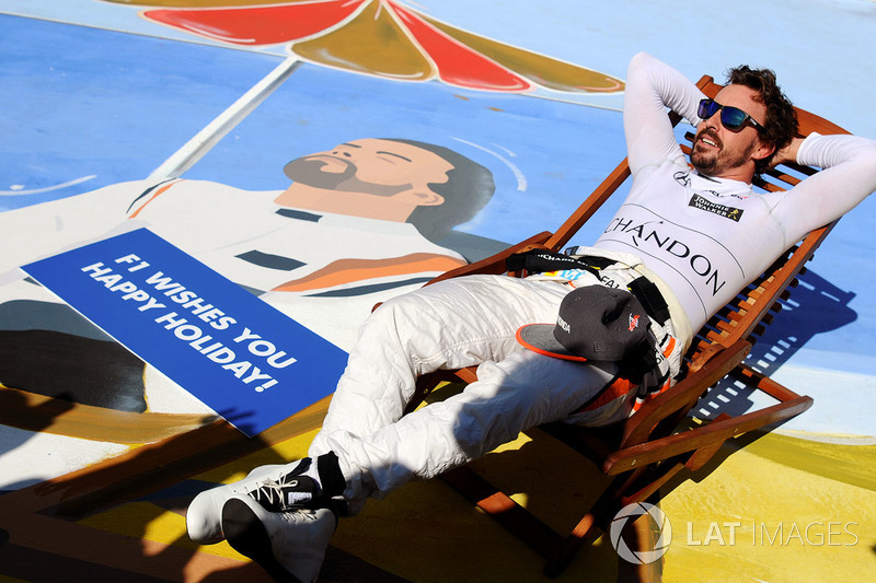 Gran Premio de Hungría - caricatura de Fernando Alonso, un descanso en la playa