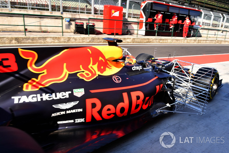 Max Verstappen, Red Bull Racing RB13, aero sensores