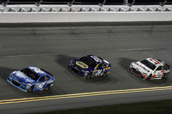 Kyle Larson, Chip Ganassi Racing Chevrolet, Chase Elliott, Hendrick Motorsports Chevrolet, Danica Pa